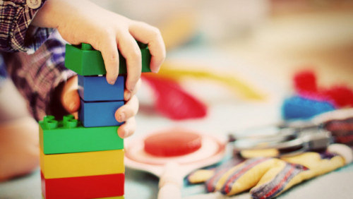 Symbolfoto: Kindertagespflege (Foto: www.pixabay.com/Esi Grünhagen)