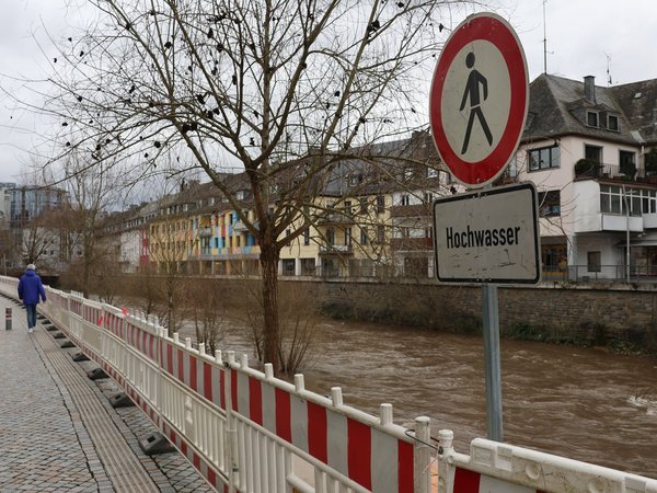Zugang zum Siegufer in der Innenstadt abgesperrt