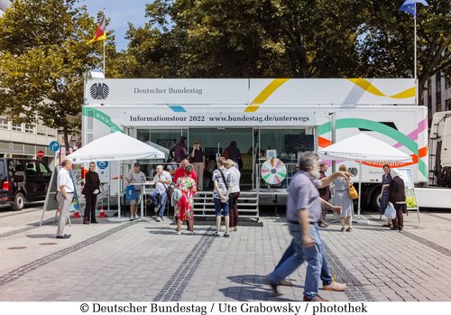 Infomobil des Deutschen Bundestages