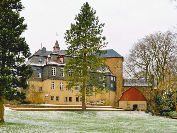 Winterlandschaft im Oberen Schloss (Foto: Stadt Siegen)