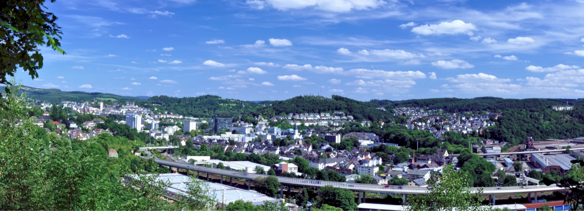 Panoramaaussicht auf Siegen (Foto: Stadt Siegen)