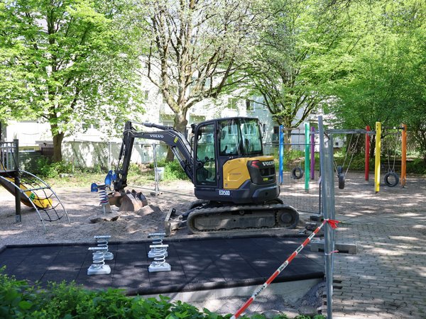 Der Spielplatz Koblenzer Straße in der Nähe der Siegerlandhalle wird derzeit modernisiert. Ab Montag, 19. Mai, kann hier wieder gespielt werden. (Foto: Stadt Siegen)