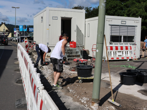 Die Vorarbeiten für den zweiten Bauabschnitt am Parkhaus Hinterstraße haben bereits begonnen. (Foto: Stadt Siegen)